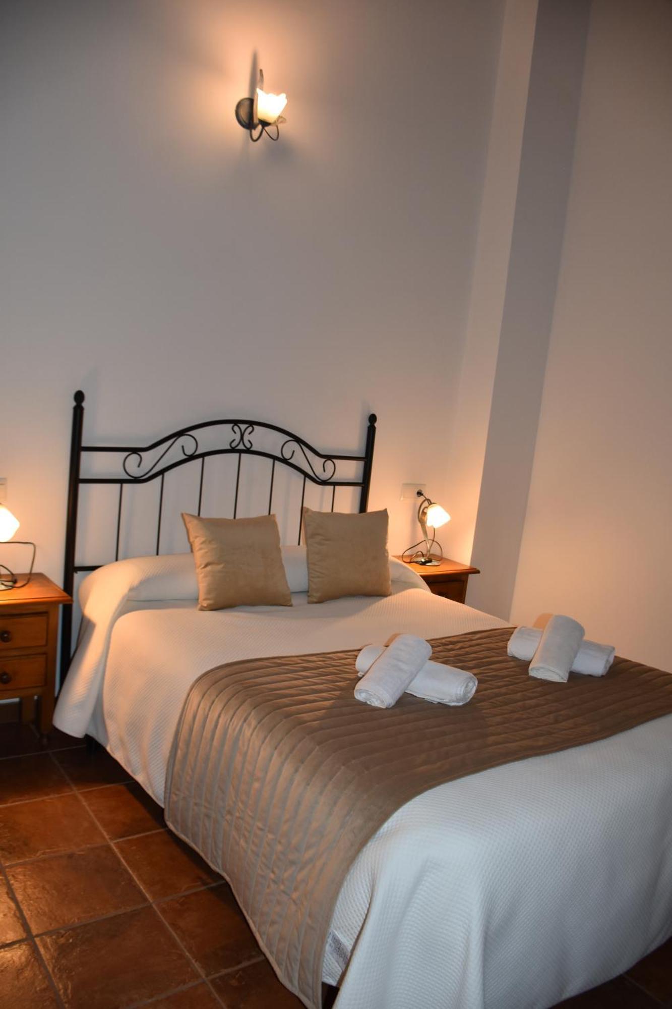 Casa Rural Del Pantano 4 Estrellas Buenache de Alarcon Bagian luar foto