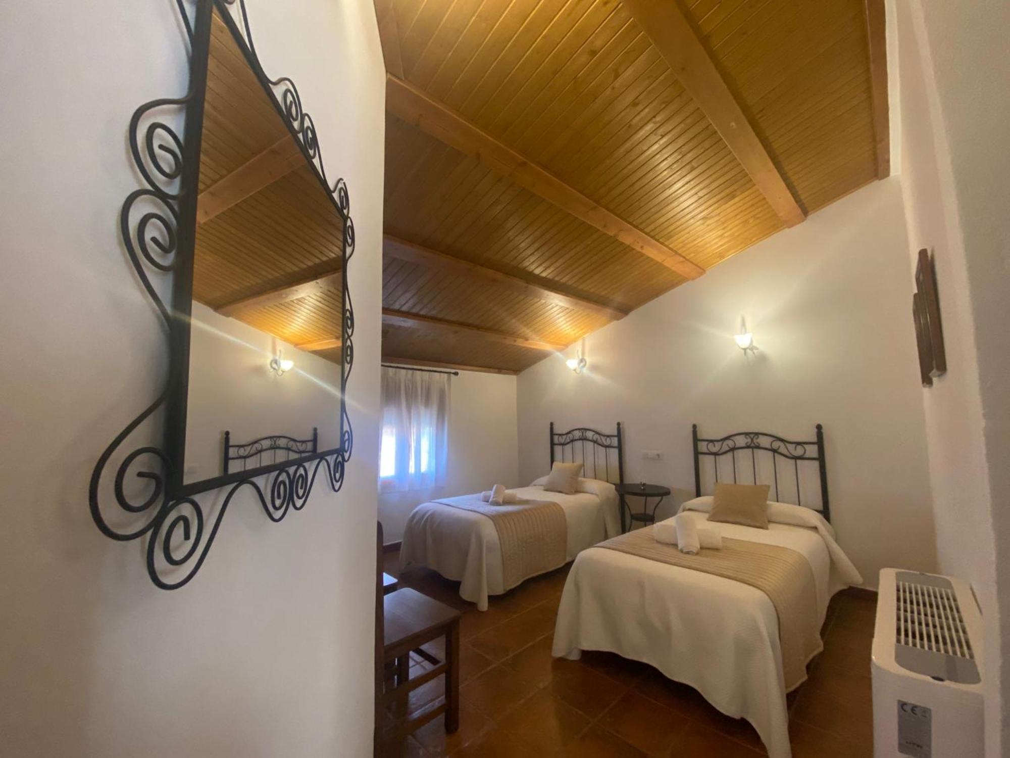 Casa Rural Del Pantano 4 Estrellas Buenache de Alarcon Bagian luar foto