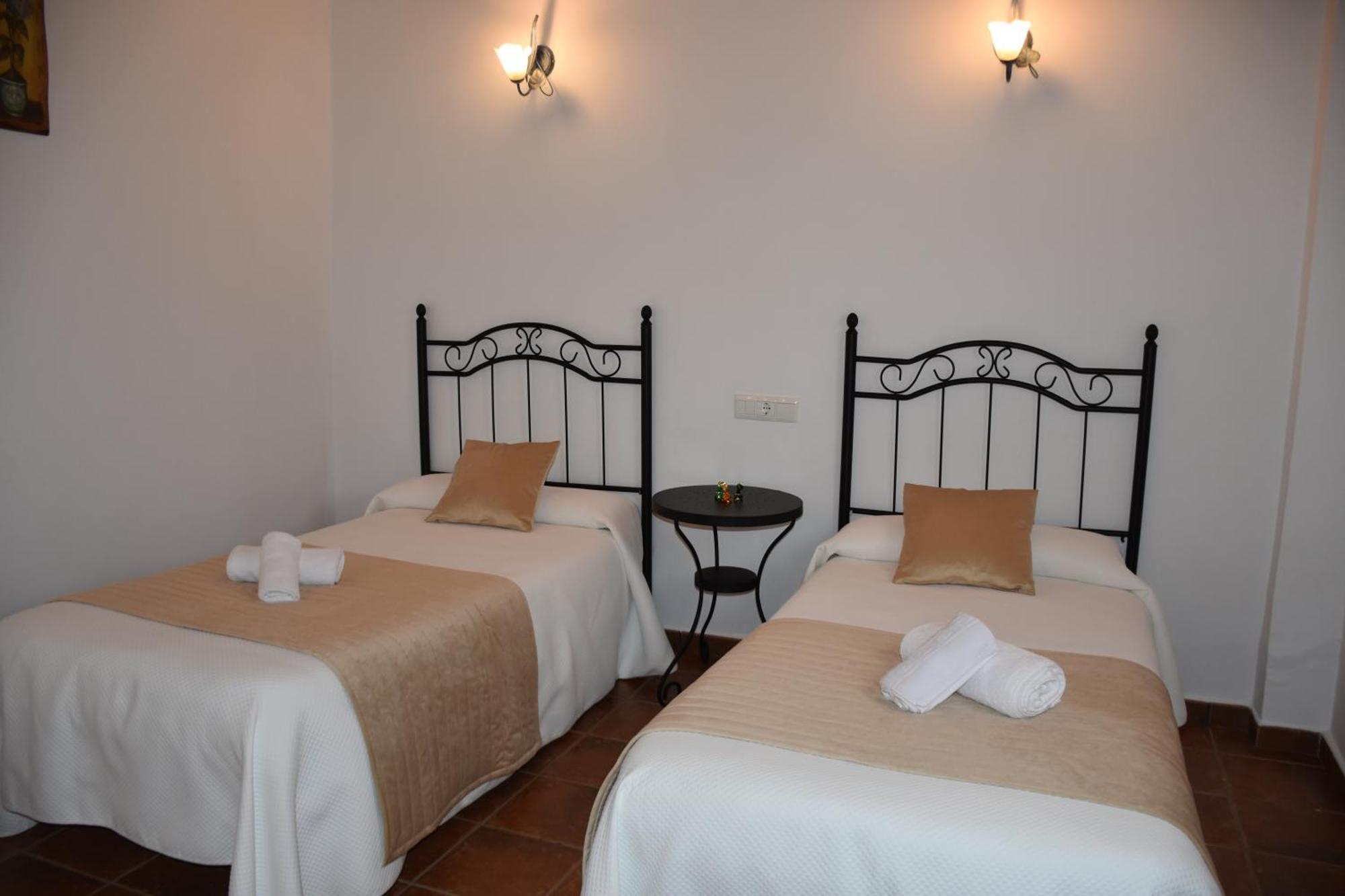 Casa Rural Del Pantano 4 Estrellas Buenache de Alarcon Bagian luar foto