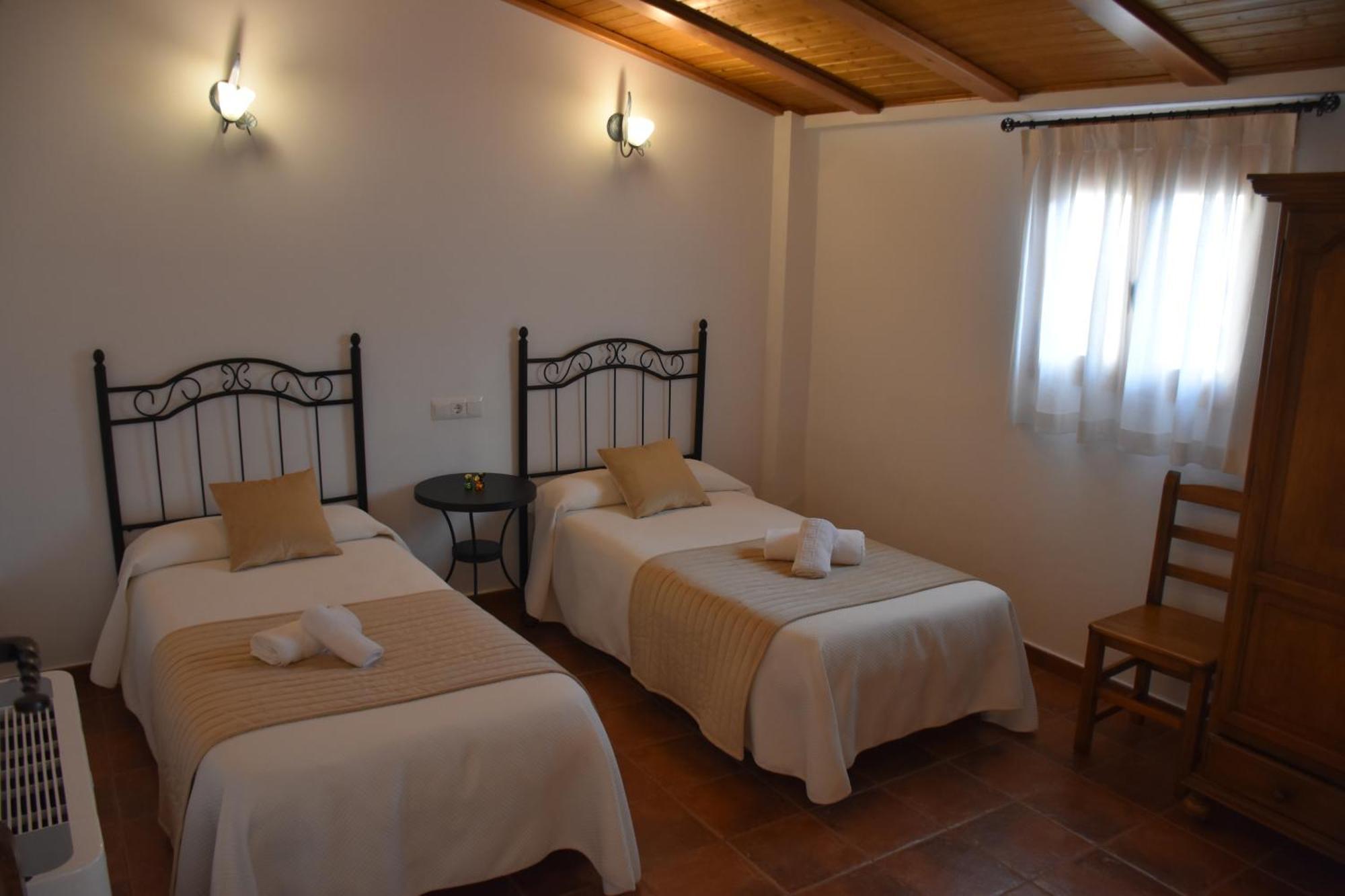 Casa Rural Del Pantano 4 Estrellas Buenache de Alarcon Bagian luar foto