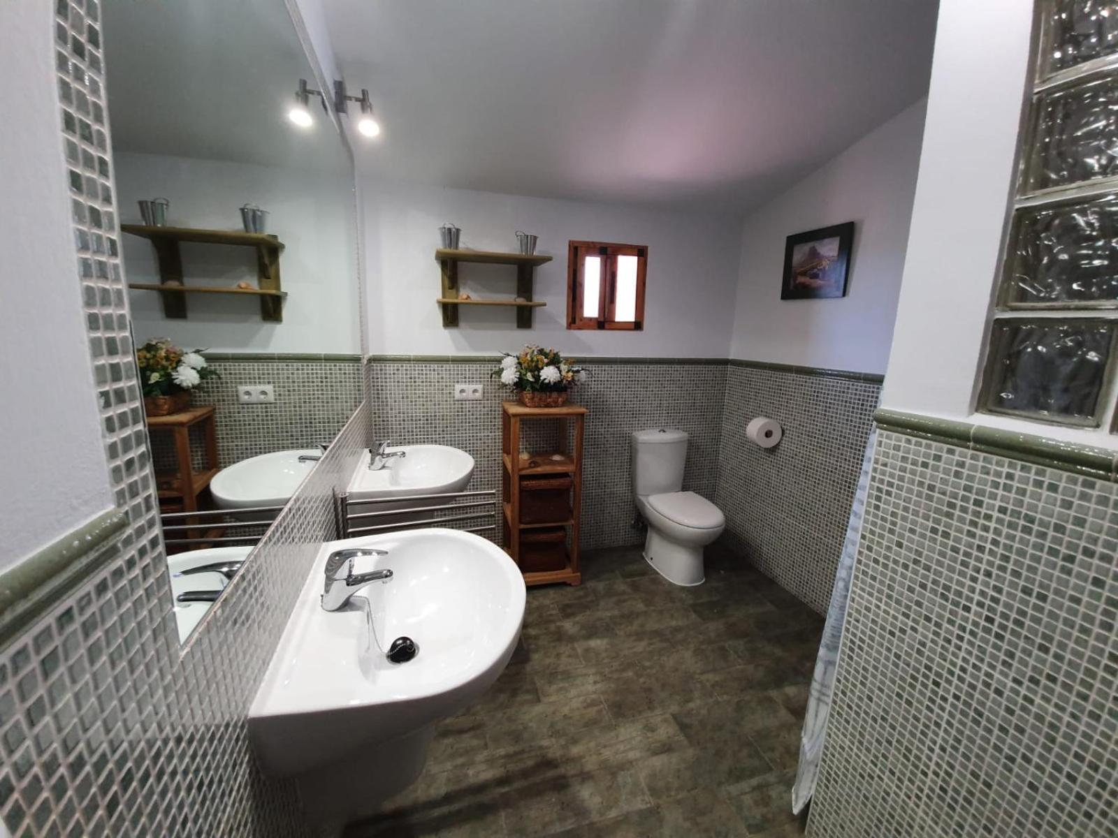 Casa Rural Del Pantano 4 Estrellas Buenache de Alarcon Bagian luar foto